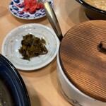 筑豊ラーメン山小屋 - 辛子高菜は申告制