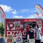 神戸屋 - お昼は、グランドスタンド模擬店でピザも