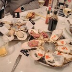 オイスターテーブル - 