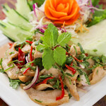 JASMINE THAI - 豚トロスパイシーサラダ