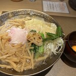 Tokyo Style Noodle ほたて日和 - 帆立醤油蕎麦1100円　穂先メンマなく普通のメンマに変更