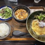 Chaina Dainingu Kuin - 冷やし坦々麺と麻婆豆腐ランチ1540円