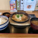 かつさと - 料理写真:かつ鍋定食