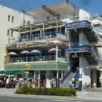 GARB - １階はEｇｇｓ’ｎ　Things。行列が途切れることなし！