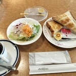 RESTAURANT AVANT COUR - トーストセット