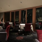 Breston Court Yukawatan - Interior