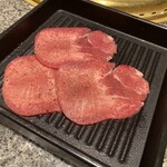 Yakiniku Wagyuu Shokudou - 