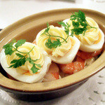 ラミティエ - エビ、ウフマヨ(ゆで卵マヨネーズ)、セルリラブ(根セロリ)の盛り合わせ