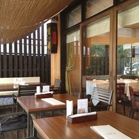 トゥーランドット 臥龍居  - 朝粥を食べに寄ってみました@テラス席