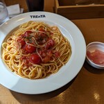 トレンタ - 料理写真:辛口ポモドーロ+大盛+プロシュート。