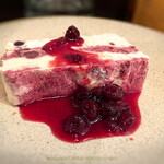 オステリア・トラマンダーレ - ブルーベリーのセミフレット