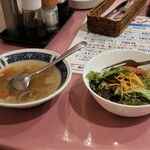 Koumitei - 特製野菜スープ ＆ フレッシュサラダ　各50円