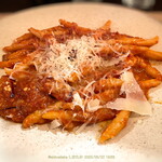 オステリア・トラマンダーレ - ンデュイヤの辛いトマトソース パスタ（大盛り）