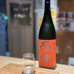 Oishii Sake Kurabu - ◯而今 純米吟醸 朝日…西日本で飯米として知られる、
                        「朝日米」を使用したお酒。
                        雑味を感じず、滑らかな口当たり。甘味旨味酸味だけでなく苦味も感じ…飲みやすく美味しいです♡(*´-`)