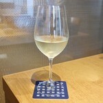 Hyouki - □白ワイン  グラス　¥1.300
      ソーニン・ヴェンティテッレ・シャルドネ
      