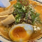 麺処 あきら - 煮玉子流出で残念