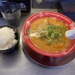 麺処 あきら - やっぱし暑かったら「ピリカララーメン」！