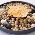 アジュール フォーティーファイブ - ランチコース 19800円 のミモレットチーズとコンテチーズのグジェール