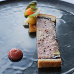 アジュール フォーティーファイブ - ランチコース 19800円 のアグー豚レバーパテ 鴨肉ジュレ