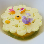 アジュール フォーティーファイブ - ランチコース 19800円 のマンゴー パッションフルーツのヴァシュラン