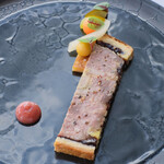 アジュール フォーティーファイブ - ランチコース 19800円 のアグー豚レバーパテ 鴨肉ジュレ