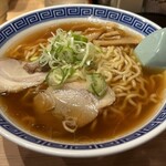 駅前ラーメン　ひげ - 