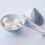 アジュール フォーティーファイブ - ランチコース 19800円 の角砂糖