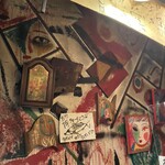 晴れたり曇ったり - 店内壁