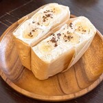 Cafe au lait Tokyo - バナナサンド