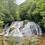 キュルノンチュエ - 徒歩圏内の滝です。