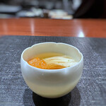 奈良屋町 青 - お素麺ではなく、極限まで細く切った山芋、スゴイ技術ですね。口子（海鼠の卵巣）