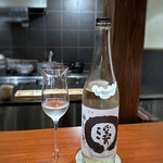 奈良屋町 青 - ◎渓（王祿酒造）・・他店で何度か頂きましたけれど、 青リンゴのような香りで口当たりが柔らかく、お米の旨味を感じます。