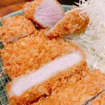 Tonkatsu Oribe - ロース・ヒレカツ定食（ヒレがピンク！