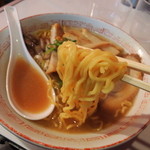 Akatenramen - 2013年9月21日(土)　ラーメン(600円)　麺