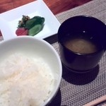 神戸プレジール - 白米とお味噌汁の具も兵庫県産です。