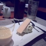 神戸プレジール - デザートはちょっと甘め。