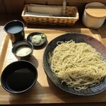 Soba Ando Kafe Kara Kure - 