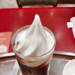 カフェ・ベローチェ - コーヒーフロート　先っちょ　アップ