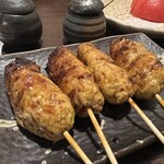 Honki Sumibiyaki Tori Kizashi - 極上つくね 180円×4串