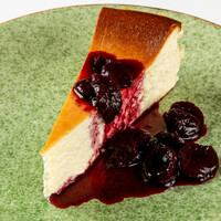 BAKED CHEESE CAKE　　ベイクドチーズケーキ