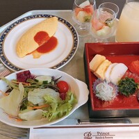 リュクス ダイニング ハプナ - 