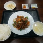 四葉酒場 - 爆炒脆舌(豚たん炒め)定食