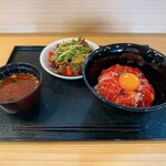 しん福 - 和牛ロース炙りユッケ丼