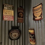 ダークホース - 看板