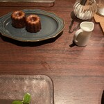 Bistro a table - カヌレ