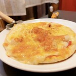 Izakaya Kahou - ベーコンもちピザ