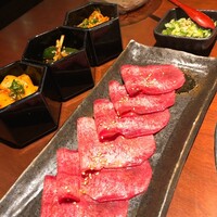 蕃 YORONIKU - 