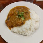 ブラウニー - トマトキチンカレー（ごはん少なめ）