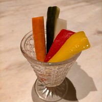 完全個室 牛の達人 private 新宿本店 - ピクルス