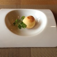 Cucina Italiana 東洞 - お任せパスタコース1品目
                
                シュークリームみたいなん(笑)